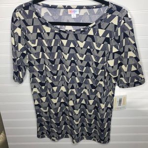 LuLaRoe Gigi top